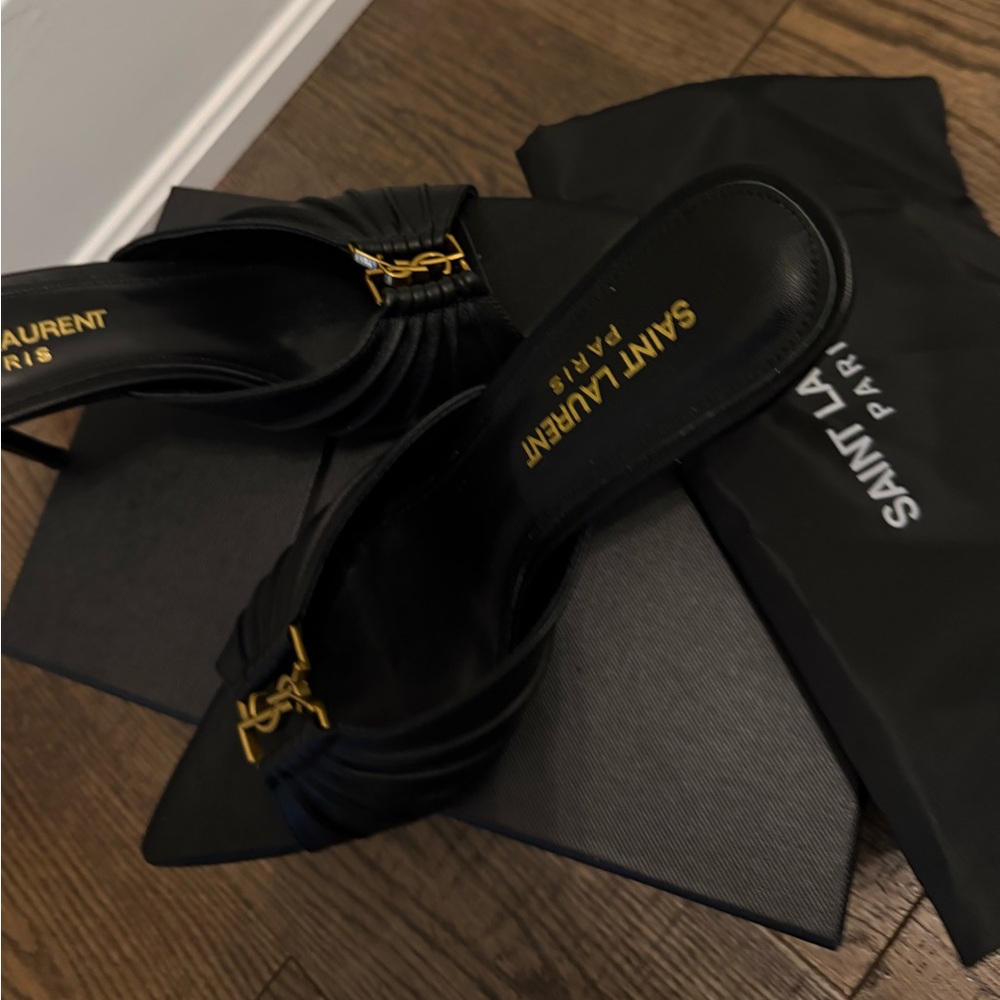 Saint Laurent Black Women's heels - Picture 4 of 13